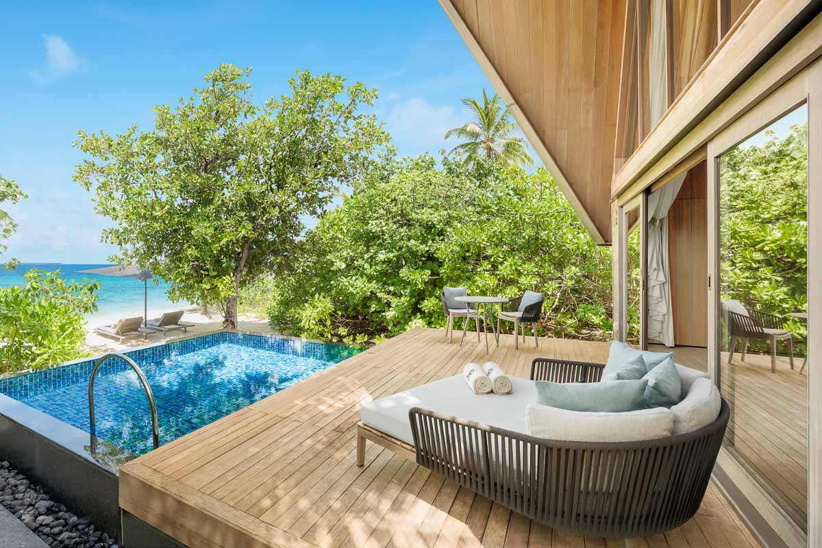 The St Regis Maldives Vommuli Resort 22