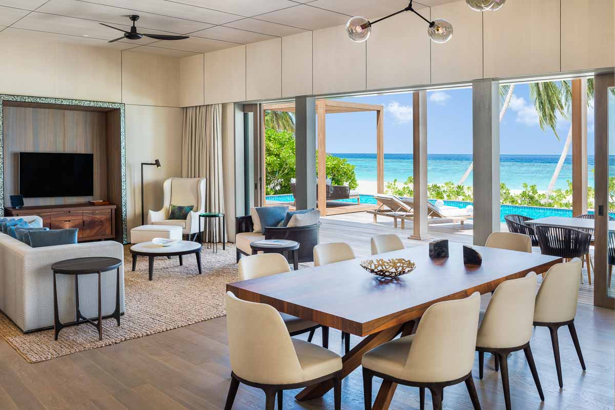 The St Regis Maldives Vommuli Resort 37