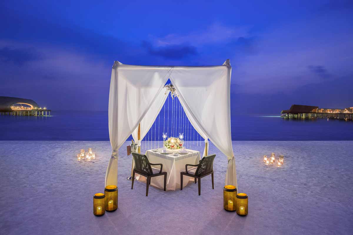 The St Regis Maldives Vommuli Resort 49