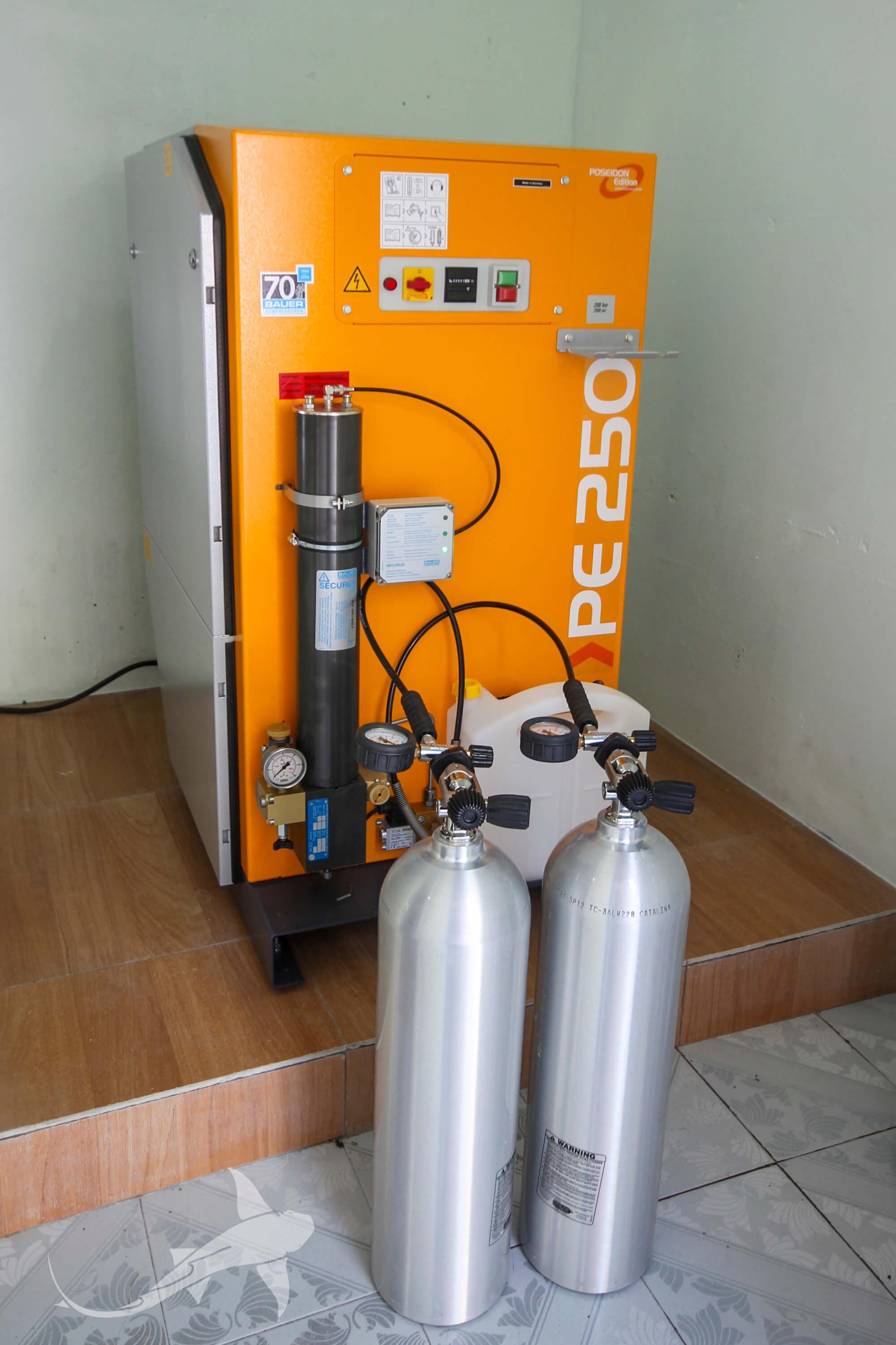 Vaavu Fulidhoo Dive Compressor