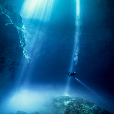 Explore the cenotes - gateways to the Mayan underworld Image