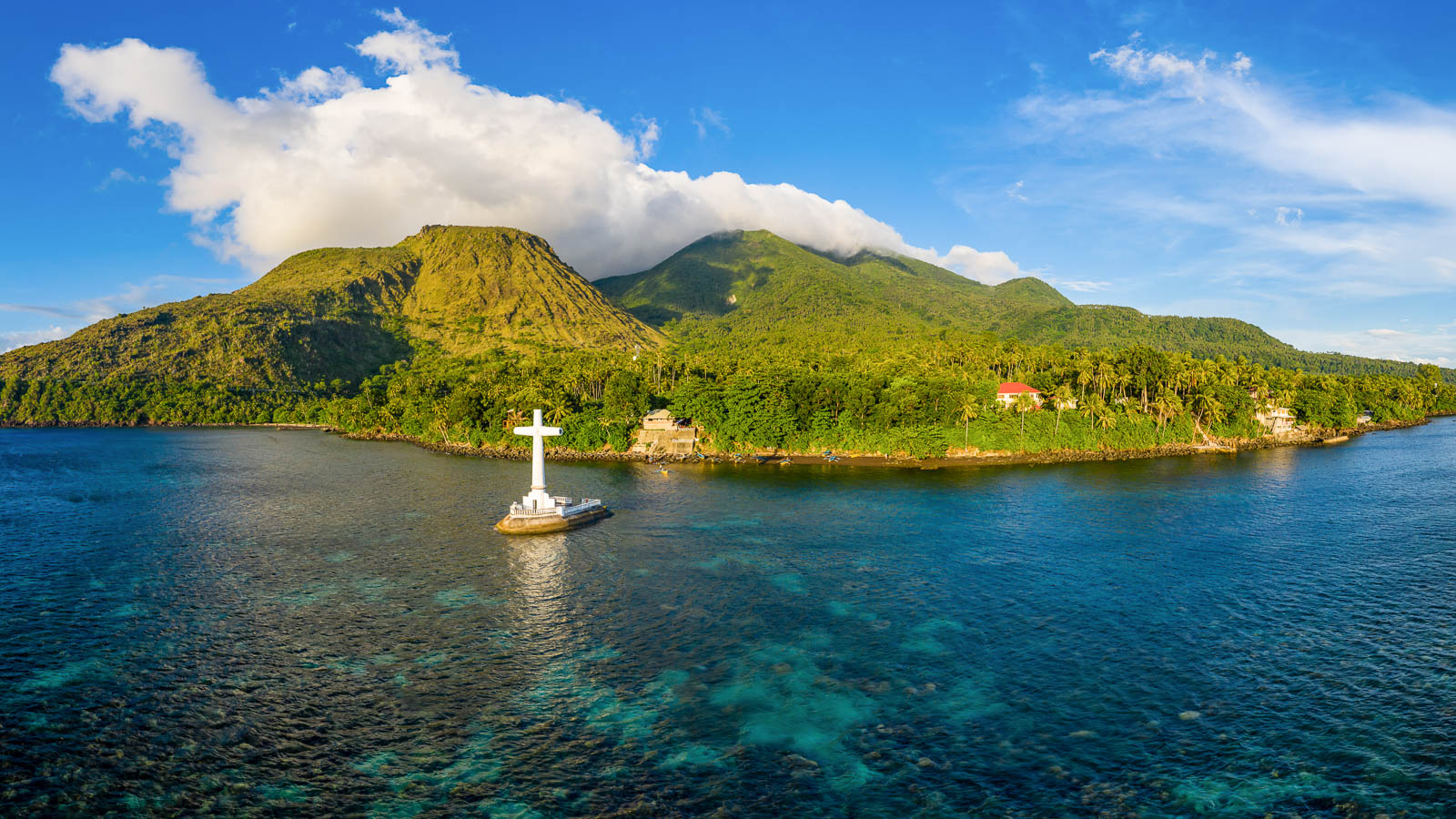 https://www.zubludiving.com/images/Philippines/Mindanao/Camiguin/Camiguin-Diving-Mindanao-Philippines-Banner.jpg