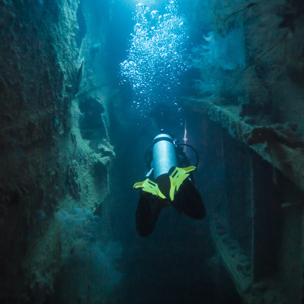 Exploring the wrecks of Coron Image