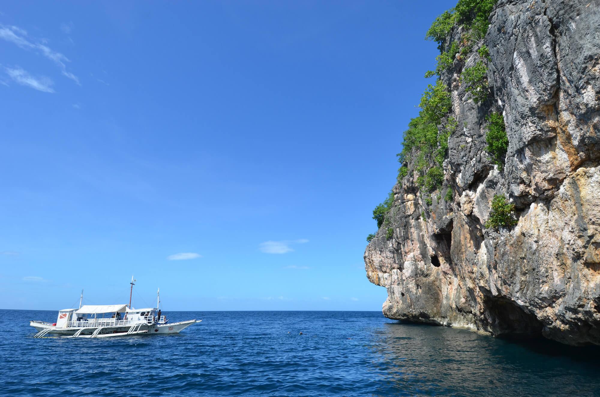 Gato Island, a day trip from Malapascua Island