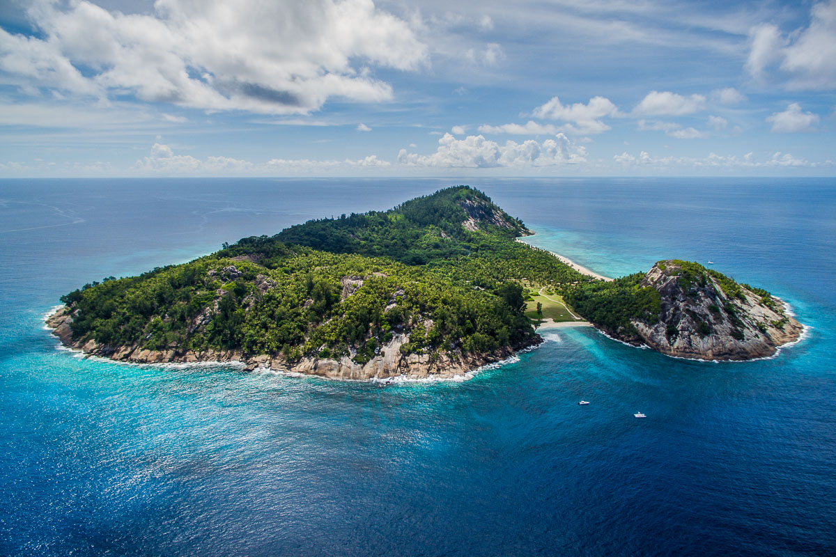 Mahe Silhouette North Island Seychelles Scuba Diving 4