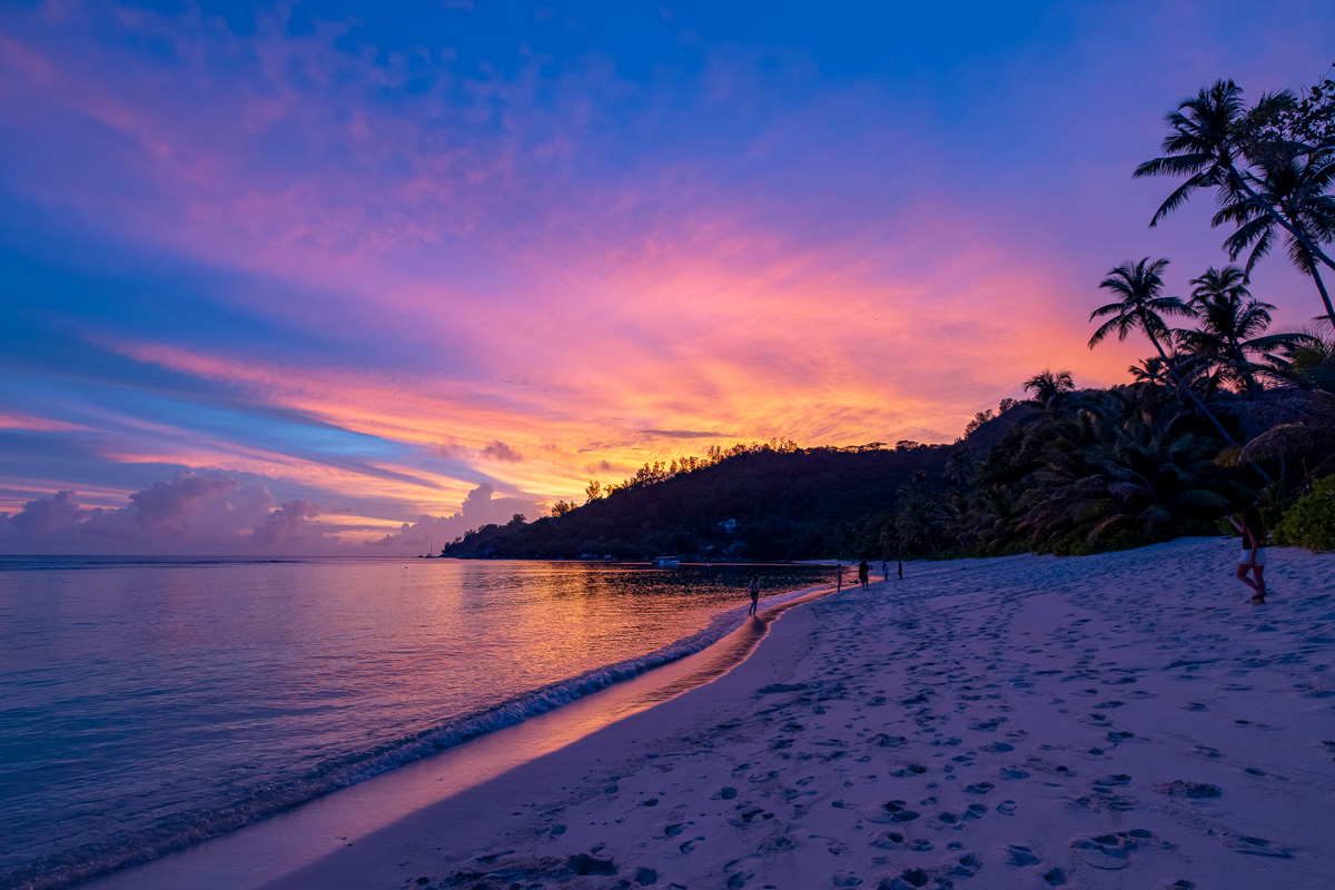 Mahe Silhouette North Island Seychelles Scuba Diving 9