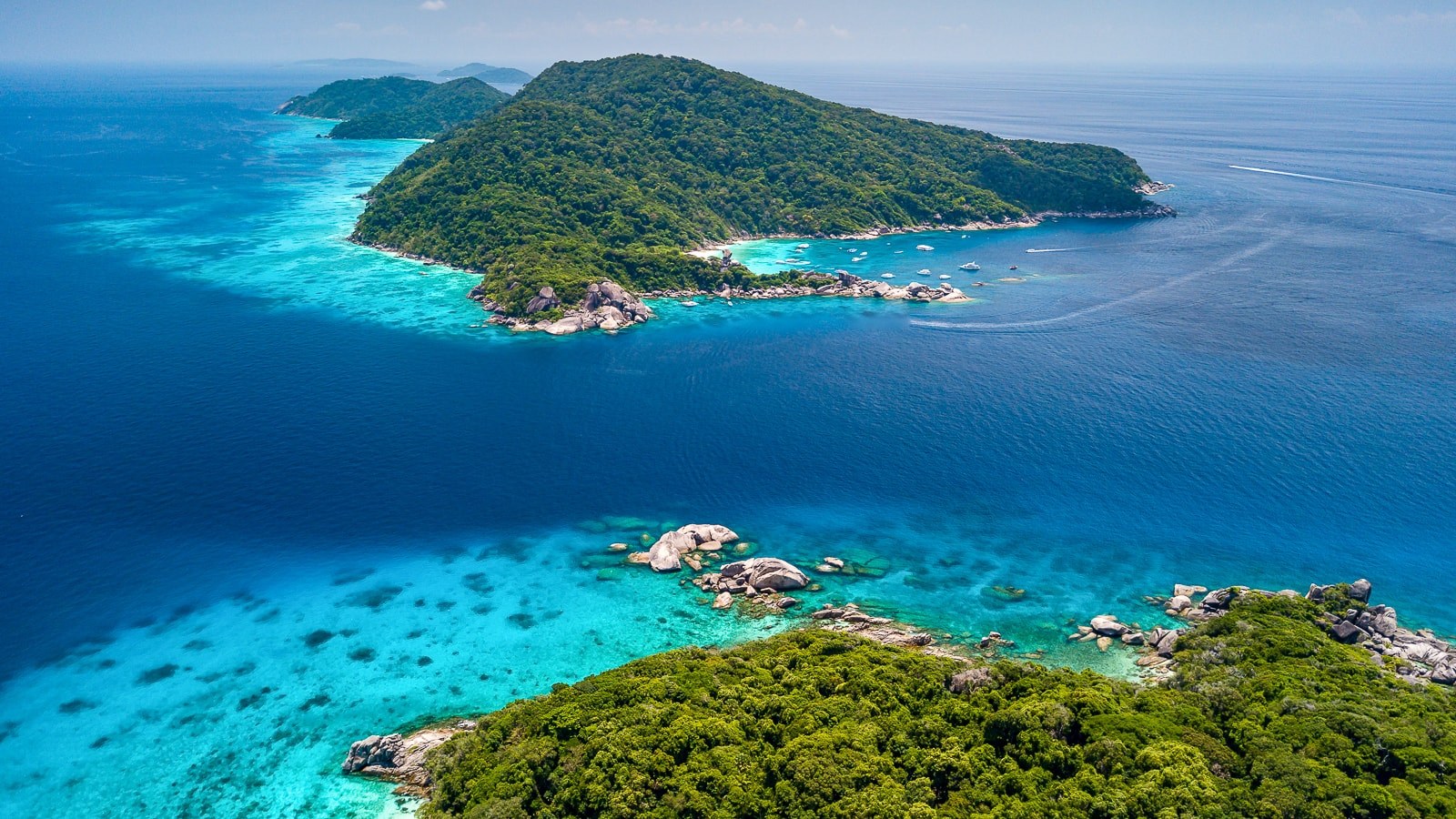 https://www.zubludiving.com/images/Thailand/Similans-Surins/Similan-Surin-Islands-Thailand-Banner.jpg